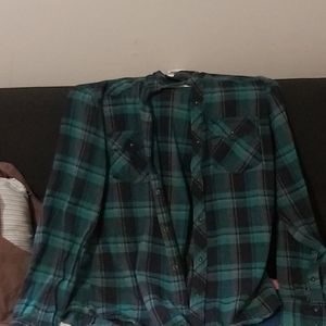 Men medium green plaid shirt